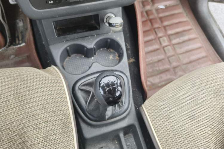 Used Dongfeng Fengon 330 2014 1.5L Manual Standard Edition DK15-02 Vehicle Key