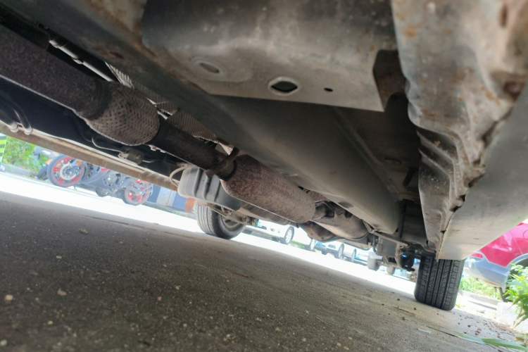 Used Dongfeng Fengon 330 2014 1.5L Manual Utility Version DK15 Chassis Front Left