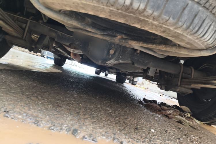 Used Dongfeng Fengon 330 2014 1.5L Manual Utility Version DK15 Chassis Rear