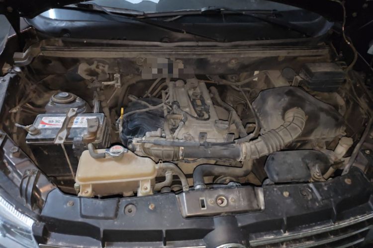 Used Dongfeng Fengon 330 2014 1.5L Manual Utility Version DK15 Engine Bay
