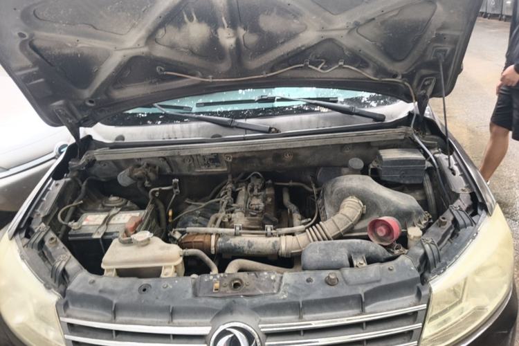 Used Dongfeng Fengon 330 2014 1.5L Manual Utility Version DK15 Engine Bay