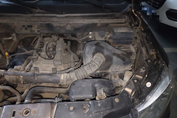 Used Dongfeng Fengon 330 2014 1.5L Manual Utility Version DK15 Engine Bay Left