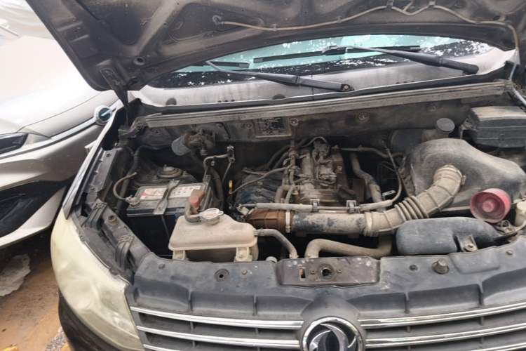Used Dongfeng Fengon 330 2014 1.5L Manual Utility Version DK15 Engine Bay Right