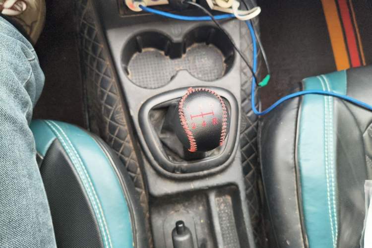 Used Dongfeng Fengon 330 2014 1.3L Manual Utility Version DK13-07 Gear Lever