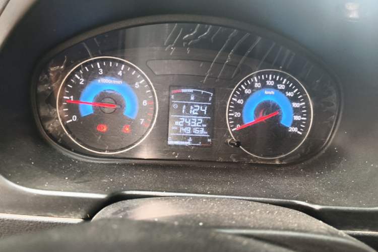 Used Dongfeng Fengon 330 2014 1.5L Manual Utility Version DK15 Odometer Close Up