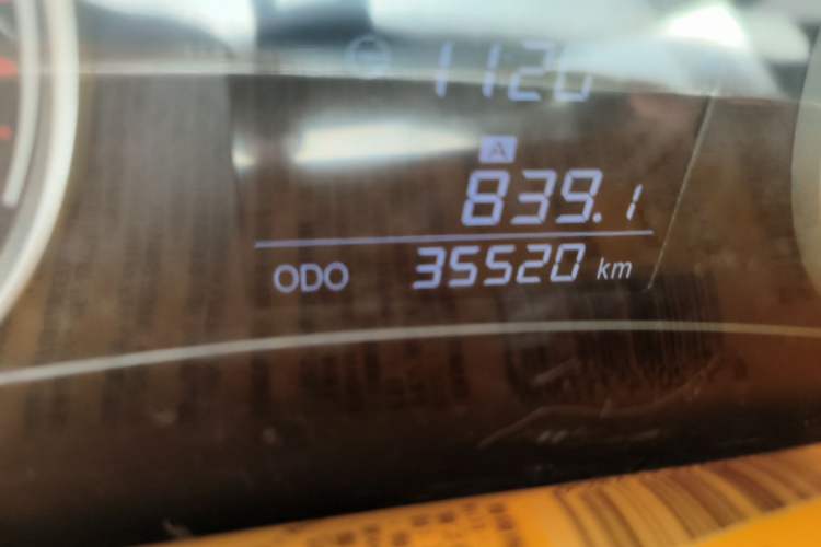 Used Dongfeng Fengon 330 2014 1.5L Manual Utility Version DK15 Odometer Close Up
