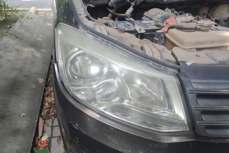 Used Dongfeng Fengon 330 2014 1.5L Manual Utility Version DK15 Right Front Headlight