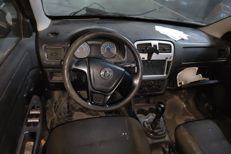 Used Dongfeng Fengon 330 2014 1.5L Manual Utility Version DK15 Steering Wheel
