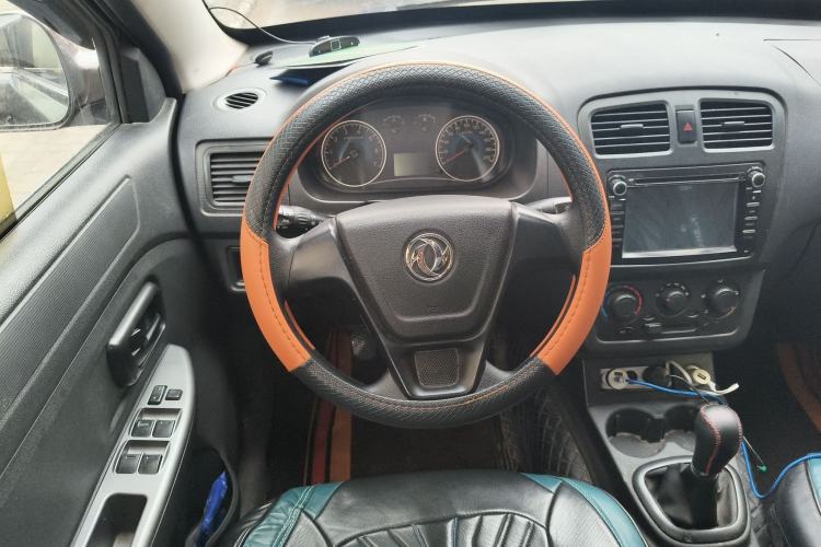 Used Dongfeng Fengon 330 2014 1.3L Manual Utility Version DK13-07 Steering Wheel