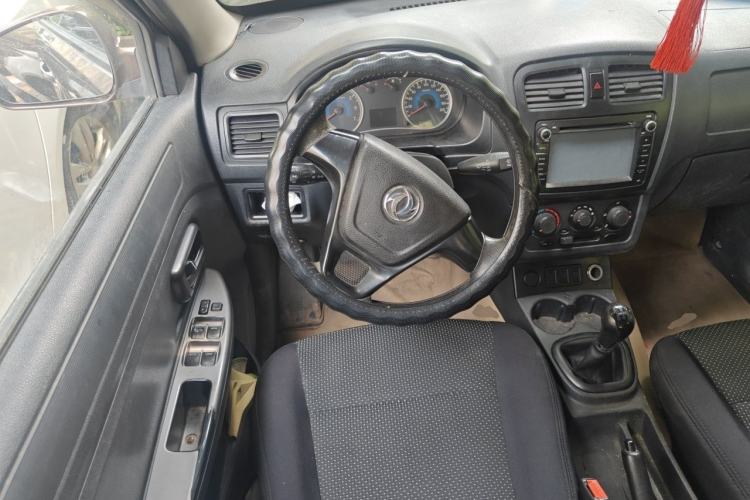 Used Dongfeng Fengon 330 2014 1.5L Manual Utility Version DK15 Steering Wheel