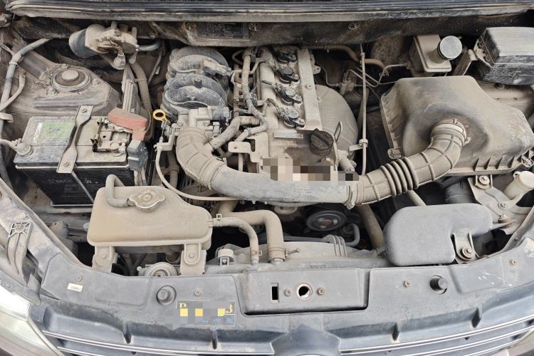 Used Dongfeng Fengon 330 2014 1.5L Manual Comfort Version DK15-02 Engine Bay