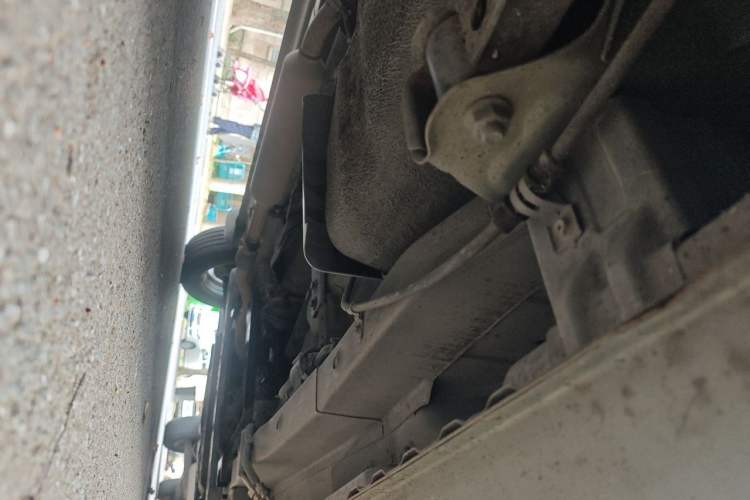 Used Dongfeng Fengon 330 2014 1.3L Manual Utility Version DK13-07 Chassis Rear Right