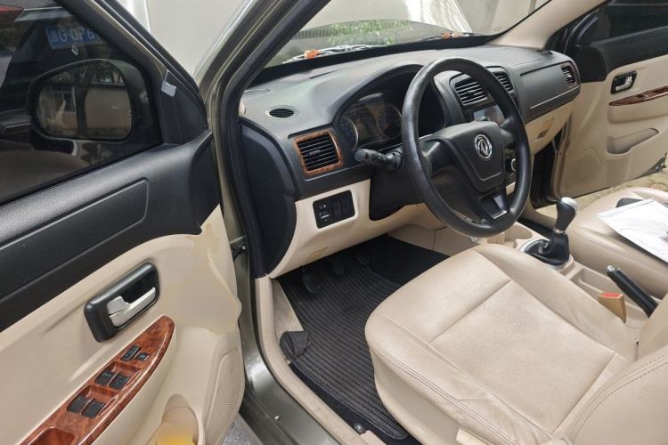 Used Dongfeng Fengon 330 2014 1.3L Manual Utility Version DK13-07 Driver Seat