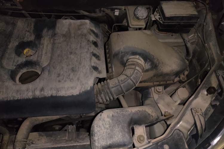 Used Dongfeng Fengon 330 2014 1.3L Manual Utility Version DK13-07 Engine Bay Left