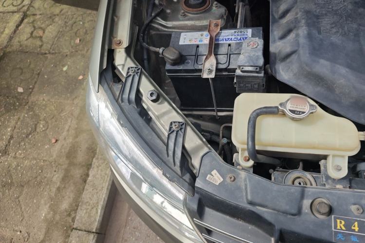 Used Dongfeng Fengon 330 2014 1.3L Manual Utility Version DK13-07 Engine Bay Right