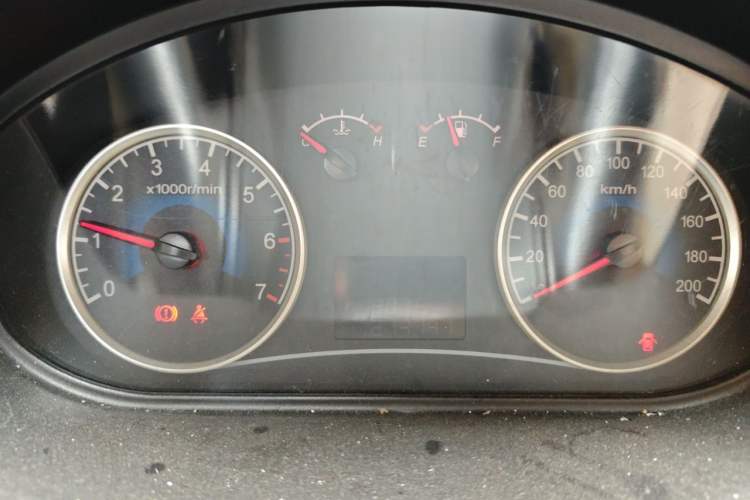 Used Dongfeng Fengon 330 2014 1.5L Manual Utility Version DK15 Instrument Cluster