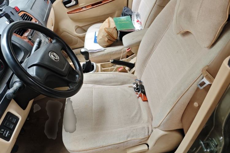 Used Dongfeng Fengon 330 2014 1.5L Manual Utility Version DK15 Left Front Seat