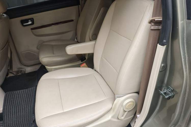 Used Dongfeng Fengon 330 2014 1.3L Manual Utility Version DK13-07 Left Rear Seat