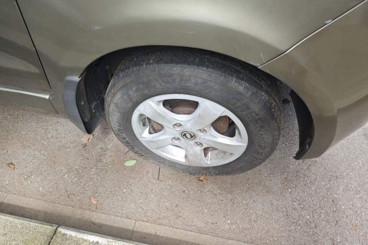 Used Dongfeng Fengon 330 2014 1.3L Manual Utility Version DK13-07 Right Front Wheel Hub