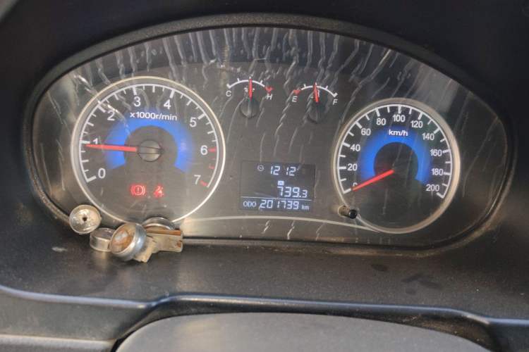 Used Dongfeng Fengon 330 2014 1.5L Manual Utility Version DK15 Instrument Cluster