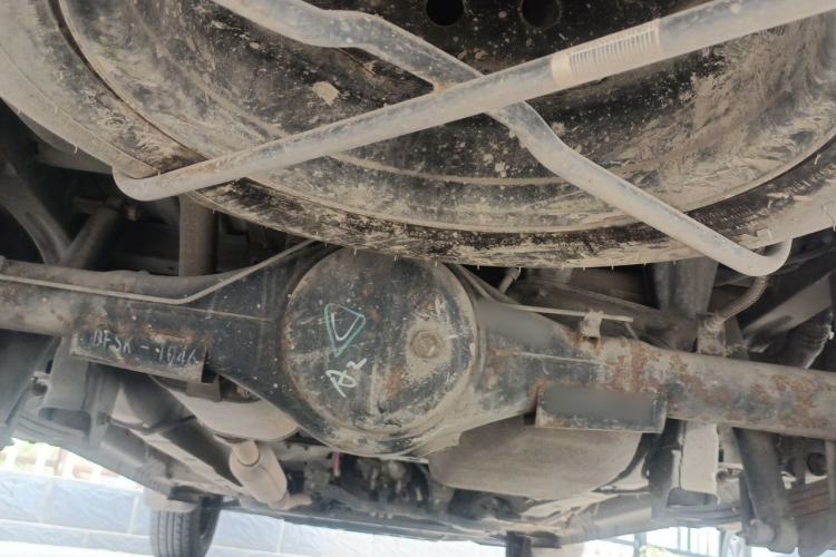 Used Dongfeng Fengon 330 2014 1.5L Manual Standard Edition DK15-02 Chassis Rear