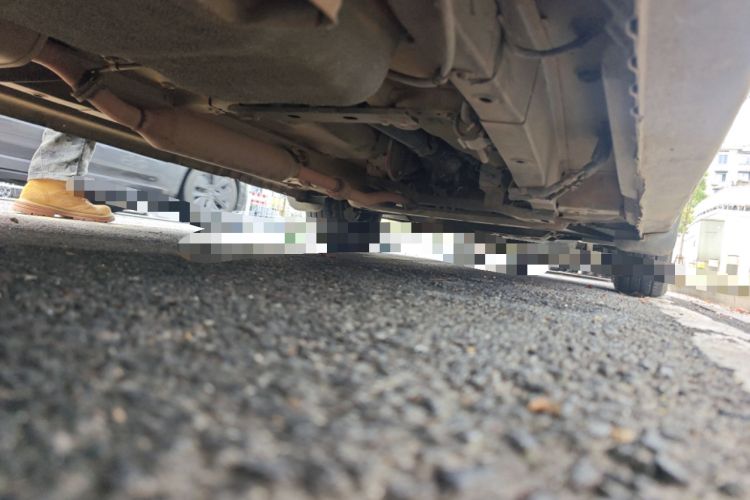 Used Dongfeng Fengon 330 2014 1.5L Manual Standard Edition DK15-02 Chassis Rear Right