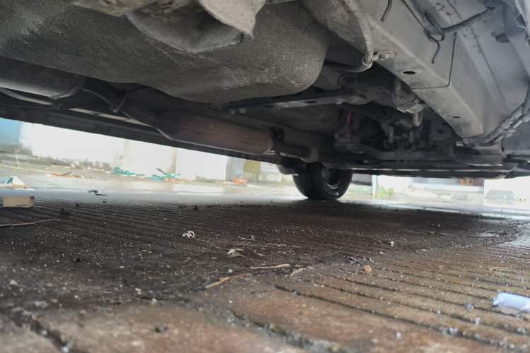 Used Dongfeng Fengon 330 2014 1.5L Manual Standard Edition DK15-02 Chassis Rear Right