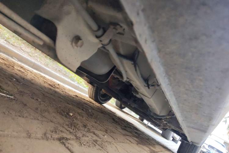 Used Dongfeng Fengon 330 2014 1.5L Manual Utility Version DK15 Chassis Rear Right