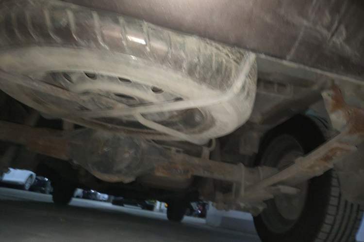 Used Dongfeng Fengon 330 2014 1.2L Manual Practical Version DK12-07 Chassis Rear