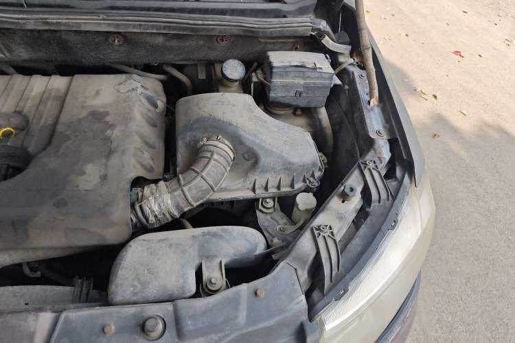 Used Dongfeng Fengon 330 2014 1.3L Manual Utility Version DK13-07 Engine Bay Left