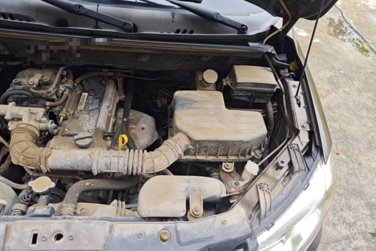 Used Dongfeng Fengon 330 2014 1.2L Manual Practical Version DK12-07 Engine Bay Left