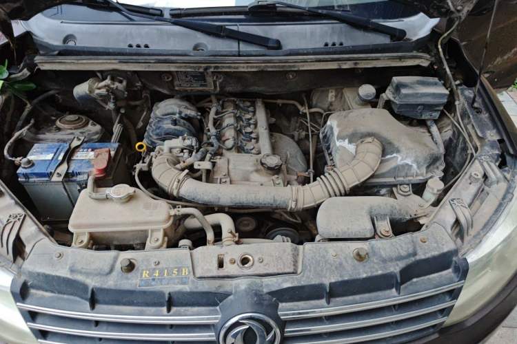 Used Dongfeng Fengon 330 2014 1.5L Manual Utility Version DK15 Engine Bay