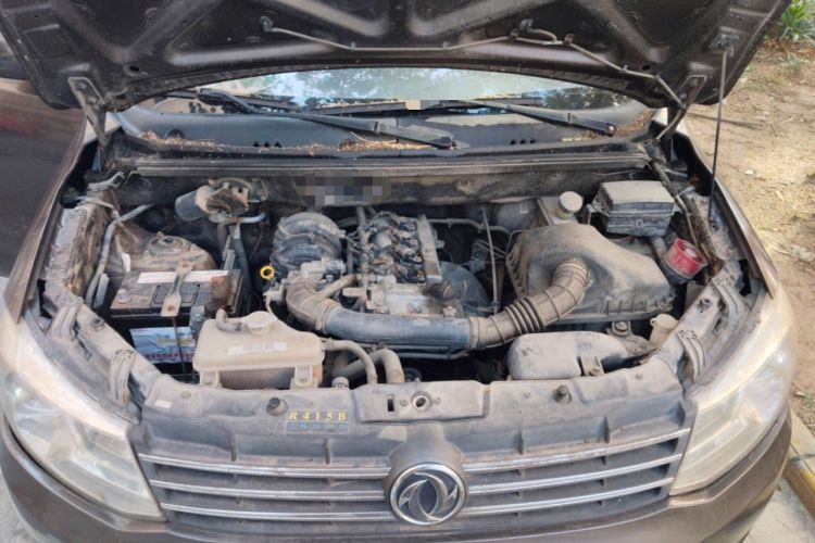 Used Dongfeng Fengon 330 2014 1.5L Manual Utility Version DK15 Engine Bay