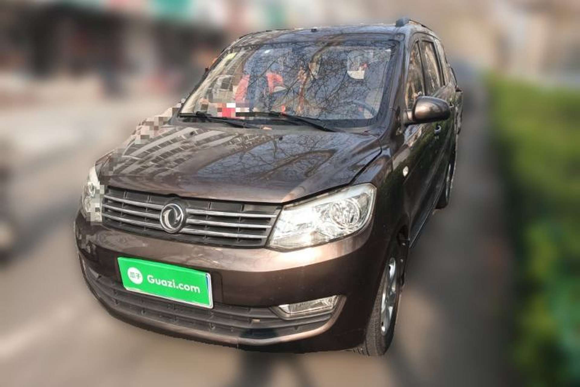 Used Dongfeng Fengon 330  Front Left 45 Deg