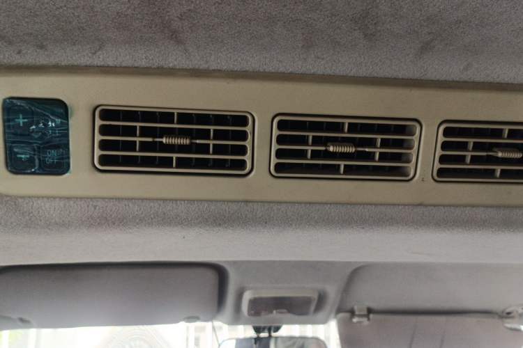 Used Dongfeng Fengon 330 2014 1.5L Manual Standard Edition DK15-02 Headliner