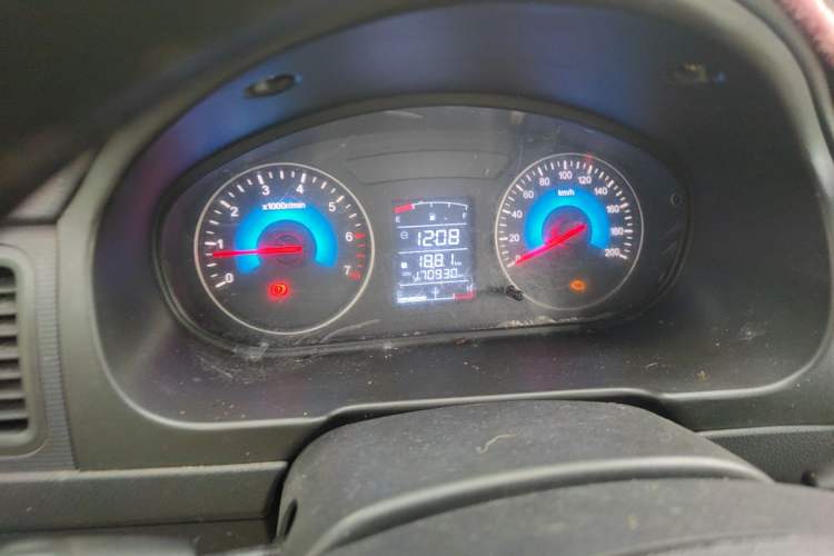 Used Dongfeng Fengon 330 2014 1.5L Manual Utility Version DK15 Instrument Cluster