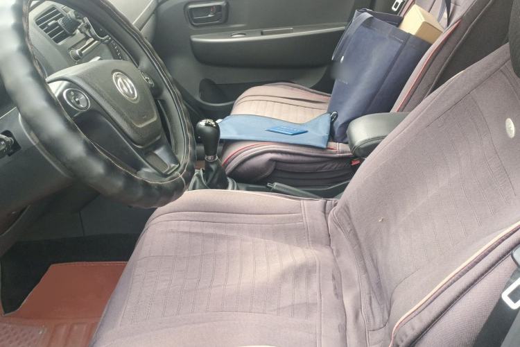 Used Dongfeng Fengon 330 2014 1.5L Manual Standard Edition DK15-02 Left Front Seat
