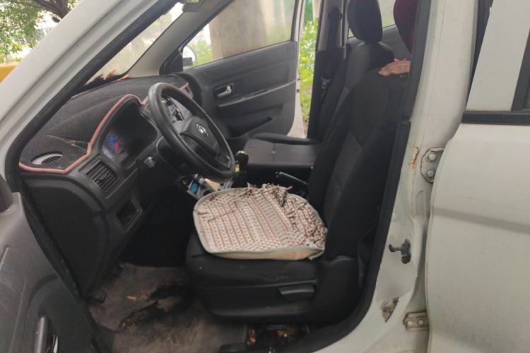 Used Dongfeng Fengon 330 2014 1.5L Manual Utility Version DK15 Left Front Seat