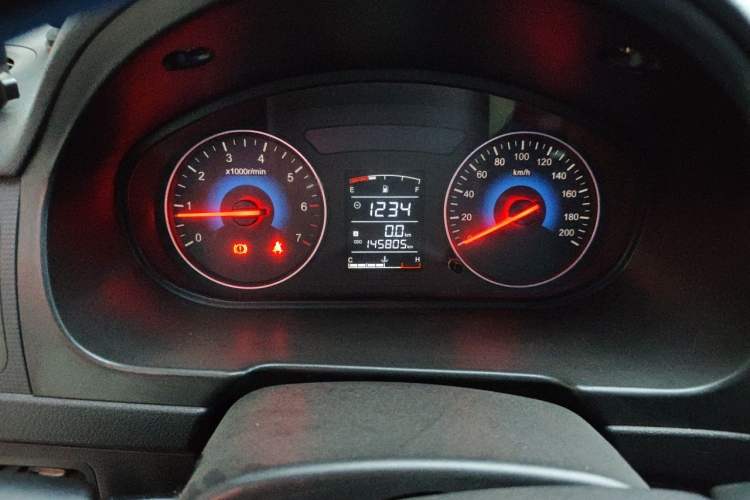 Used Dongfeng Fengon 330 2014 1.5L Manual Utility Version DK15 Odometer Close Up