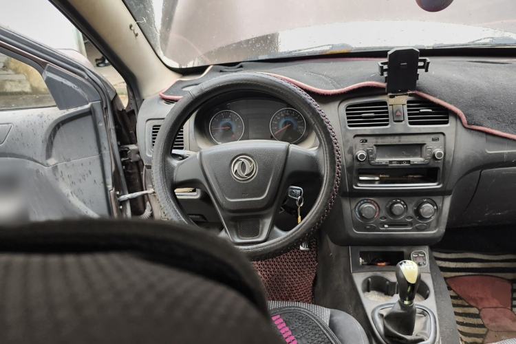 Used Dongfeng Fengon 330 2014 1.5L Manual Standard Edition DK15-02 Steering Wheel