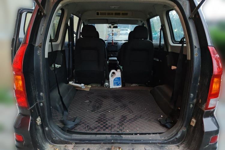 Used Dongfeng Fengon 330 2014 1.5L Manual Utility Version DK15 Trunk