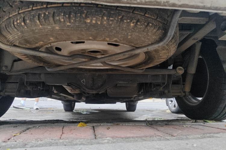 Used Dongfeng Fengon 330 2014 1.5L Manual Utility Version DK15 Chassis Rear