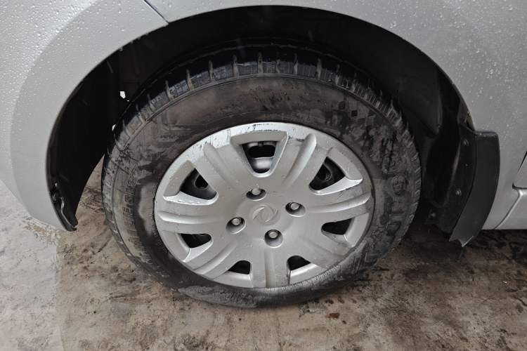 Used Dongfeng Fengon 330 2014 1.5L Manual Utility Version DK15 Exterior 7