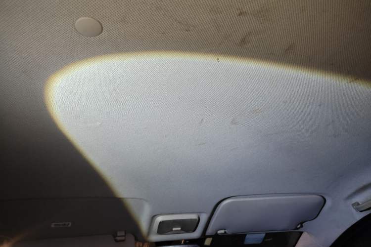 Used Dongfeng Fengon 330 2014 1.5L Manual Utility Version DK15 Headliner