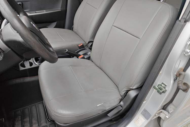 Used Dongfeng Fengon 330 2014 1.5L Manual Utility Version DK15 Left Front Seat