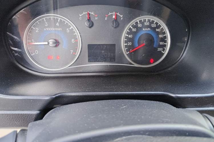 Used Dongfeng Fengon 330 2014 1.5L Manual Utility Version DK15 Odometer Close Up