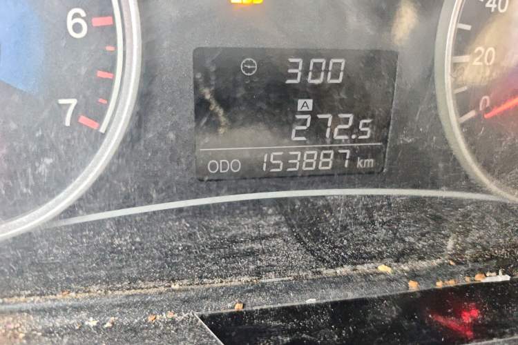 Used Dongfeng Fengon 330 2014 1.5L Manual Utility Version DK15 Odometer Close Up