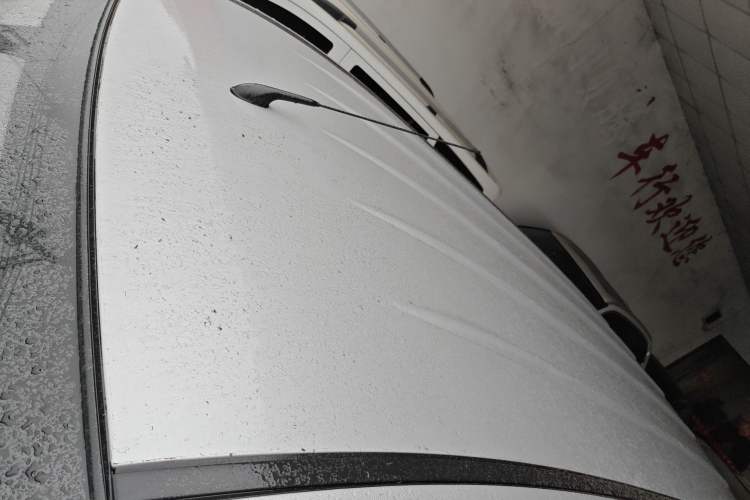 Used Dongfeng Fengon 330 2014 1.5L Manual Utility Version DK15 Roof
