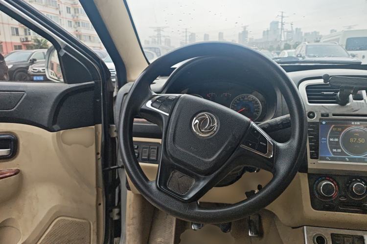 Used Dongfeng Fengon 330 2014 1.5L Manual Utility Version DK15 Steering Wheel