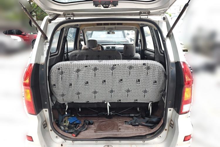Used Dongfeng Fengon 330 2014 1.5L Manual Utility Version DK15 Trunk